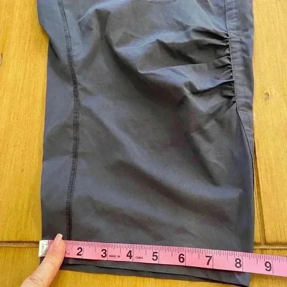 Lululemon baggy crop pants size 8 - Picture 10 of 14